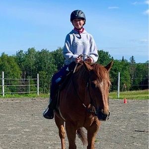 Meet your Posher, Justine